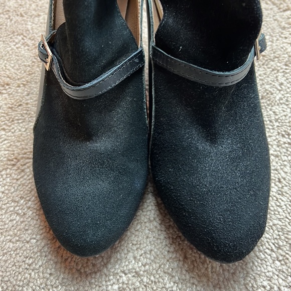 Vintage Booties - Picture 5 of 9